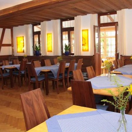 Karpfenhotel & Herrenhaus Im Gasthaus Sindel-Buckel Feuchtwangen Exterior photo