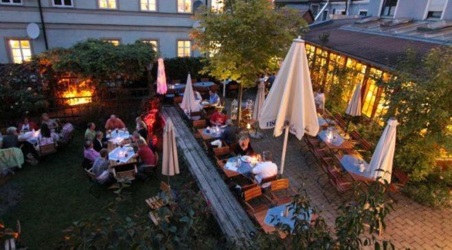 Karpfenhotel & Herrenhaus Im Gasthaus Sindel-Buckel Feuchtwangen Exterior photo
